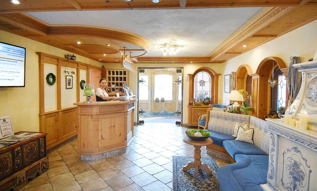 Hotel Garni Alpenland Алтенмаркт им Понгау Екстериор снимка
