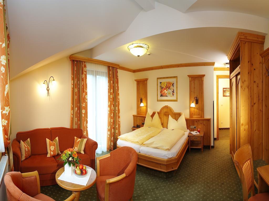 Hotel Garni Alpenland Алтенмаркт им Понгау Стая снимка
